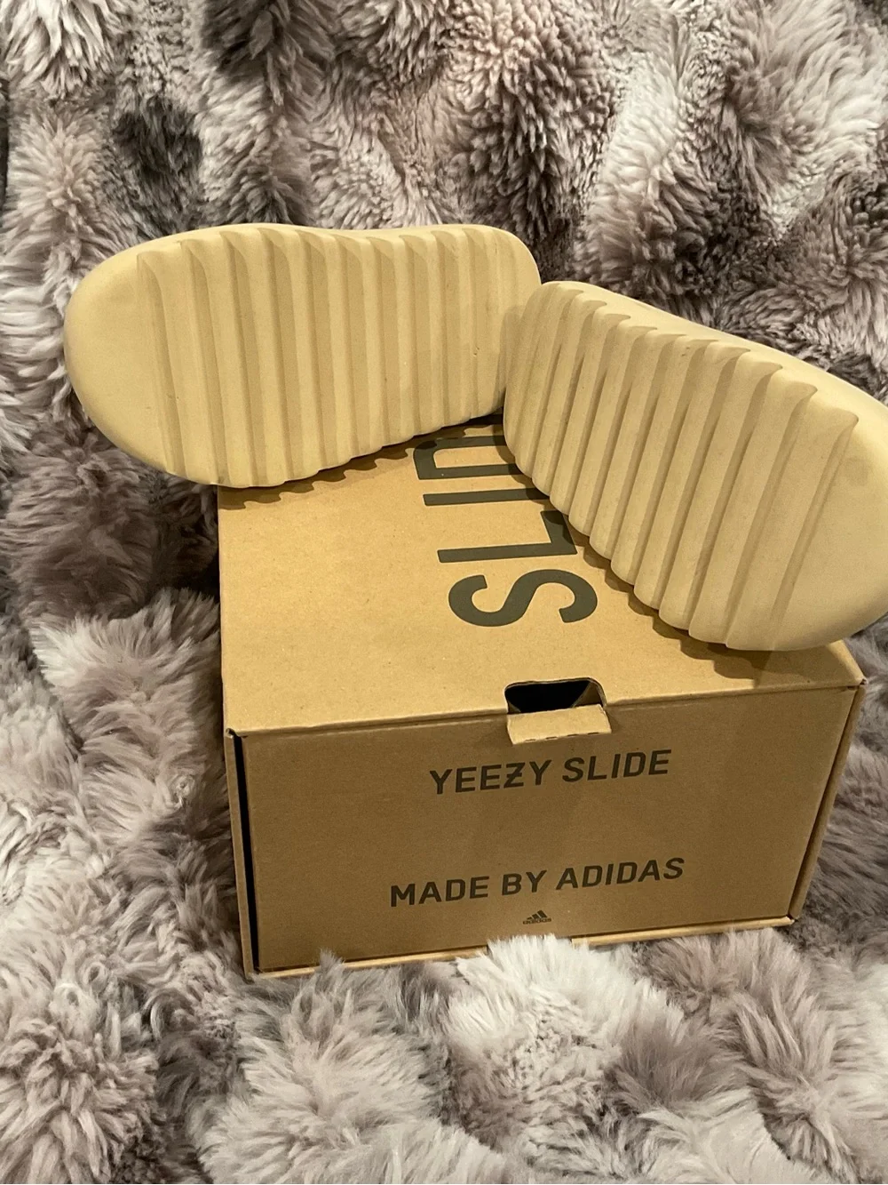 Yeezy minimal one